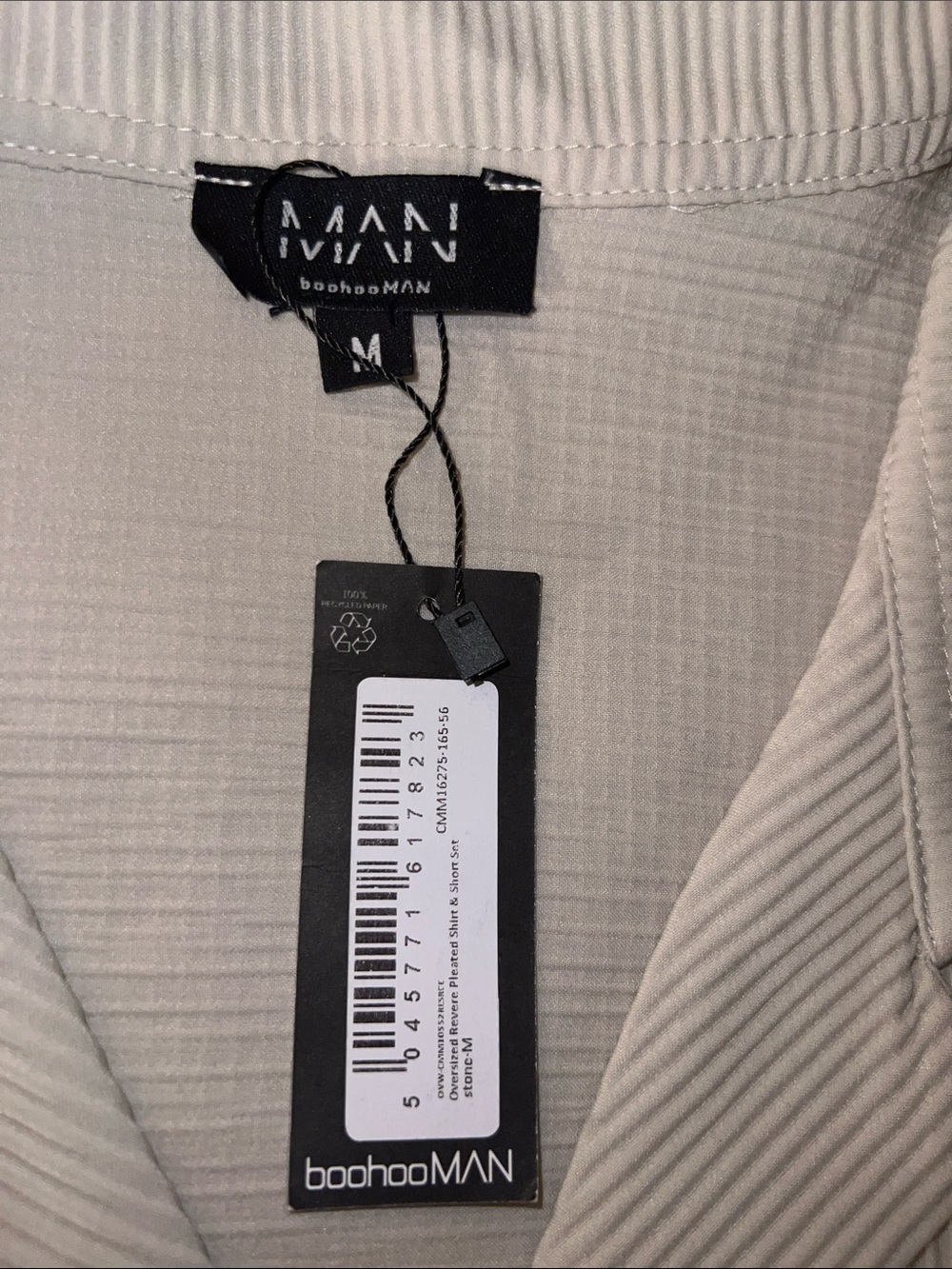 Boohoo Man Oversized Reverse Pleated Short Set - Picture 5 of 12